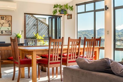 Photo of property in 12 The Anchorage, Whitby, Porirua, 5024