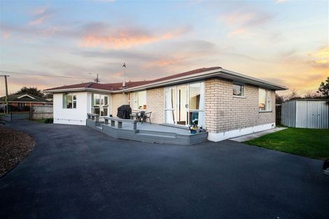 Photo of property in 426 Mairehau Road, Parklands, Christchurch, 8083