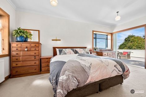 Photo of property in 19 Onehuka Road, Tirohanga, Lower Hutt, 5010