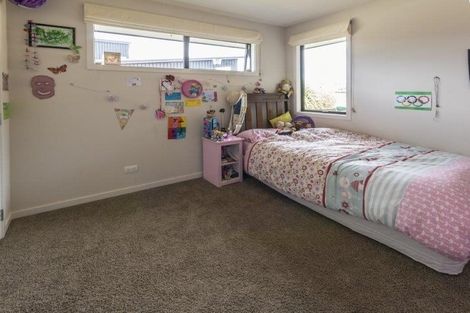 Photo of property in 3 Poppy Lane, Albert Town, Wanaka, 9305