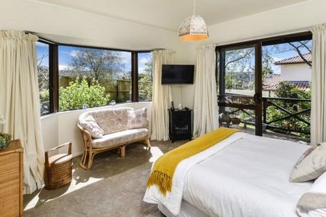 Photo of property in 22 Arran Road, Browns Bay, Auckland, 0630