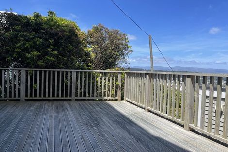 Photo of property in 92 Kelburn Parade, Kelburn, Wellington, 6012