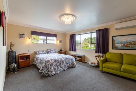 Photo of property in 12 Windsor Street, Dannevirke, 4930