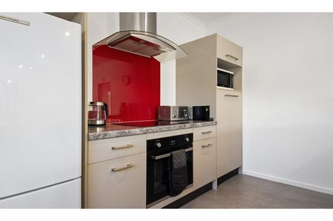 Photo of property in 205 Centaurus Road, Saint Martins, Christchurch, 8022