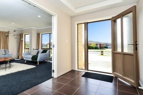 Photo of property in 77 Farringdon Avenue, Rototuna North, Hamilton, 3210