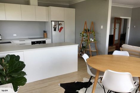 Photo of property in 9 Davies Lane, New Plymouth, 4310