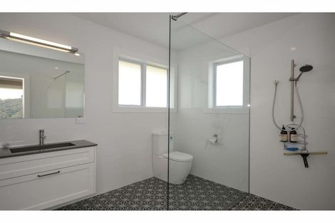 Photo of property in 4 Fernbird Grove, Kerikeri, 0294