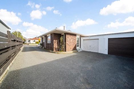 Photo of property in 5 Union Street, Merrilands, New Plymouth, 4312