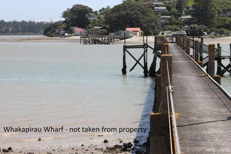 Photo of property in 217 Heatley Road, Whakapirau, 0583