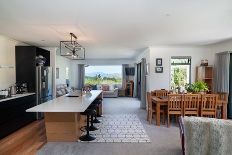 Photo of property in 38 Katelyn Place, Kinloch, Taupo, 3385