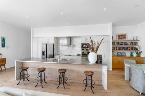 Photo of property in 35 Lagoon Way, Omaha, 0986