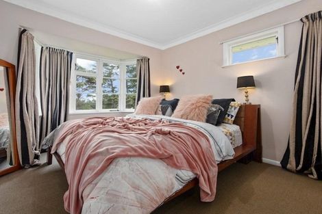 Photo of property in 90 Mcentee Road, Waitakere, Auckland, 0816