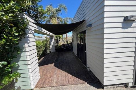 Photo of property in 62 Somerville Road, Shelly Park, Auckland, 2014