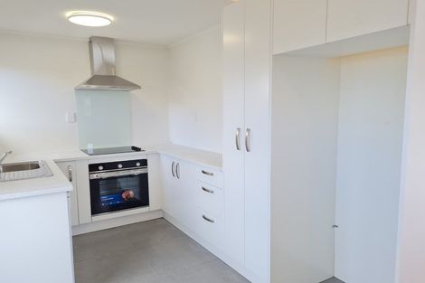 Photo of property in 1/135 Nile Road, Milford, Auckland, 0620