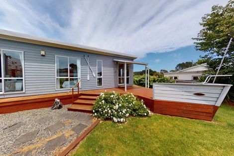 Photo of property in 11 Ramona Avenue, Waitarere Beach, Levin, 5510
