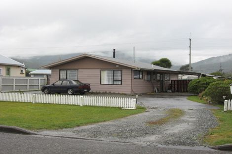 Photo of property in 15 Matai Street, Dobson, Greymouth, 7805