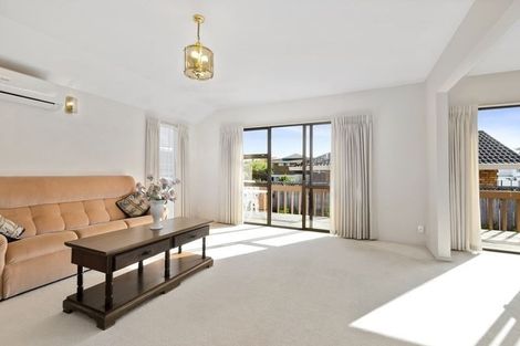 Photo of property in 1/22 Woodbridge Lane, Milford, Auckland, 0620