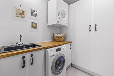 Photo of property in 48 Settlers Grove, Orewa, 0931