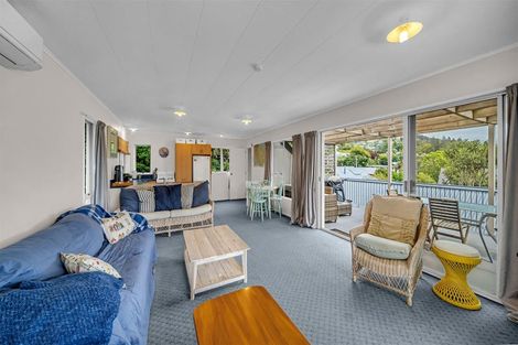 Photo of property in 19 Walnut Place, Akaroa, 7520