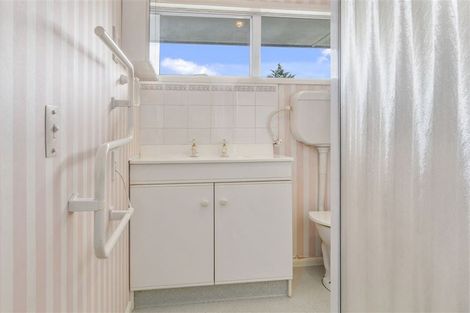 Photo of property in 19 Braithwaite Street, Ilam, Christchurch, 8041