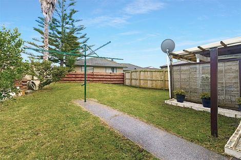 Photo of property in 52b Rimu Street, New Lynn, Auckland, 0600