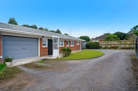 Photo of property in 1/22a Kelvyn Grove, Hillpark, Auckland, 2102