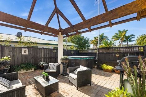 Photo of property in 2 Sabana Place, Bethlehem, Tauranga, 3110