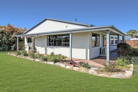 Photo of property in 10 Bowen Street, Rakaia, 7710