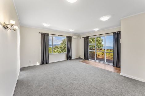 Photo of property in 29 Oakleigh Street, Maungaraki, Lower Hutt, 5010
