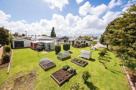 Photo of property in 121/123 High Street, Bulls, 4818