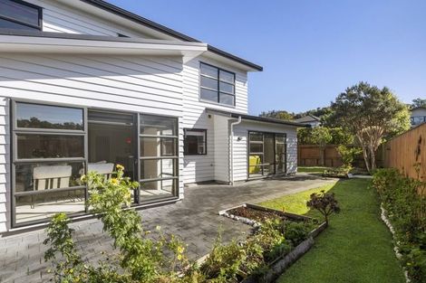 Photo of property in 61 Te Puia Drive, Aotea, Porirua, 5024