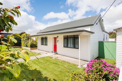 Photo of property in 121/123 High Street, Bulls, 4818