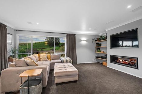 Photo of property in 44 Blackbridge Road, Dairy Flat, Albany, 0794