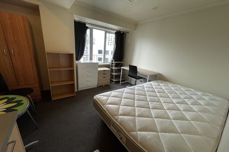 Photo of property in 65 Lauderdale Road, Birkdale, Auckland, 0626