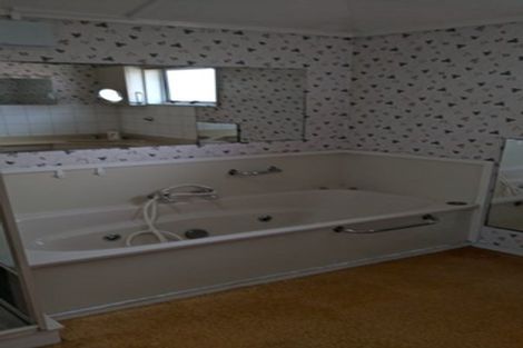 Photo of property in 1-2/144 Kolmar Road, Papatoetoe, Auckland, 2025