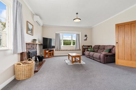 Photo of property in 24 Masters Crescent, Masterton, 5810