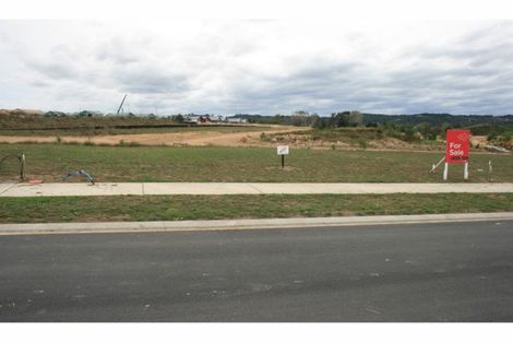 Photo of property in 42 Jane Maree Road, Kumeu, 0810