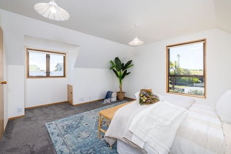 Photo of property in 21 Celia Street, Redcliffs, Christchurch, 8081