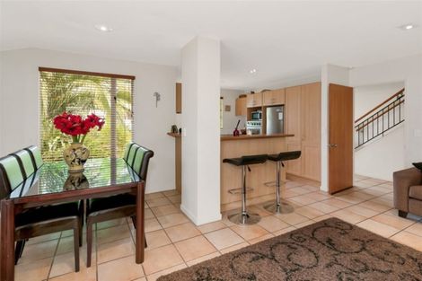 Photo of property in 31 Oakford Close, Riccarton, Christchurch, 8011