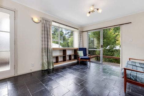 Photo of property in 102 Glendale Road, Glen Eden, Auckland, 0602
