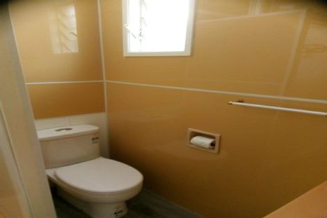 Photo of property in 31 Matama Road, Glen Eden, Auckland, 0602