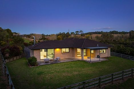 Photo of property in 208 Glenmore Road, Coatesville, Albany, 0793