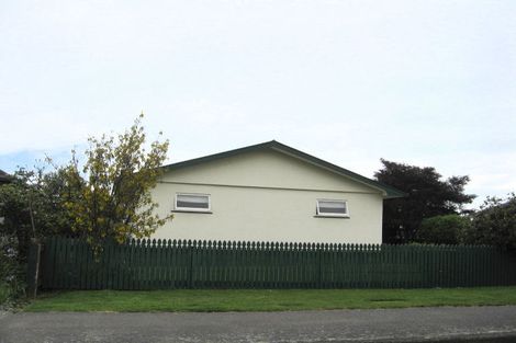 Photo of property in 82 Marlowe Street, Stoke, Nelson, 7011