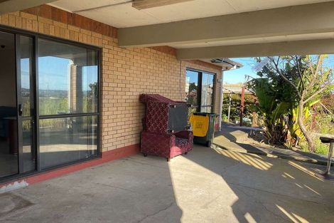 Photo of property in 16 Mangerton Lane, East Tamaki Heights, Auckland, 2016