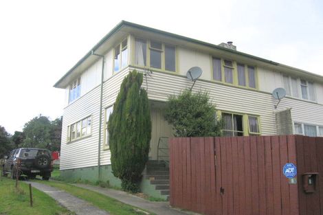 Photo of property in 8 Takatimu Way, Johnsonville, Wellington, 6037