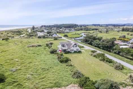Photo of property in 55 Kapiti Lane, Otaki Beach, Otaki, 5512