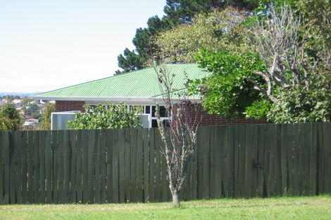 Photo of property in 98a Arran Road, Browns Bay, Auckland, 0630