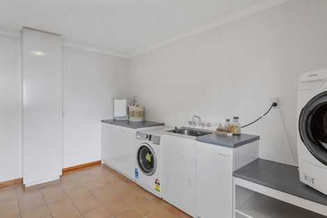 Photo of property in 12 Lucknow Place, Cashmere, Christchurch, 8022