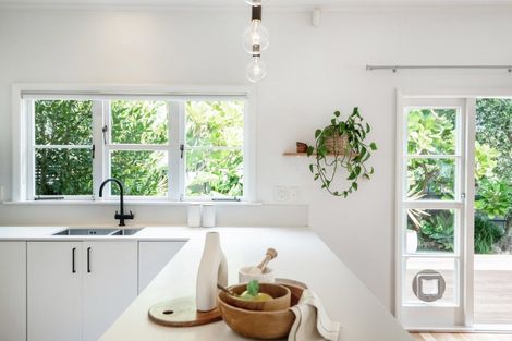 Photo of property in 7 Knight Avenue, Mount Albert, Auckland, 1025