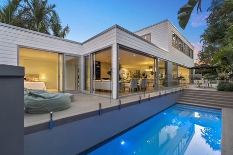 Photo of property in 21 West End Road, Herne Bay, Auckland, 1022